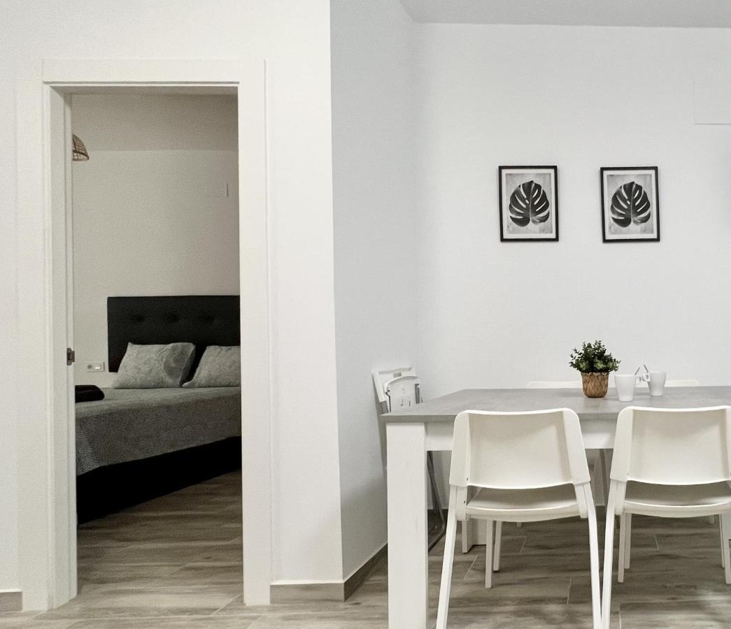 Los Tilos Suites-Vialia Малага Екстериор снимка