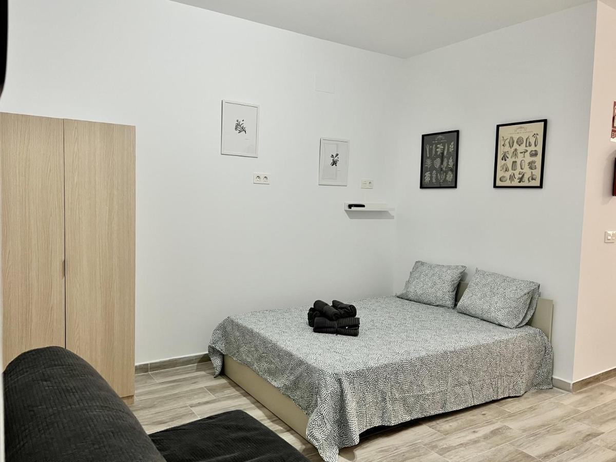 Los Tilos Suites-Vialia Малага Екстериор снимка
