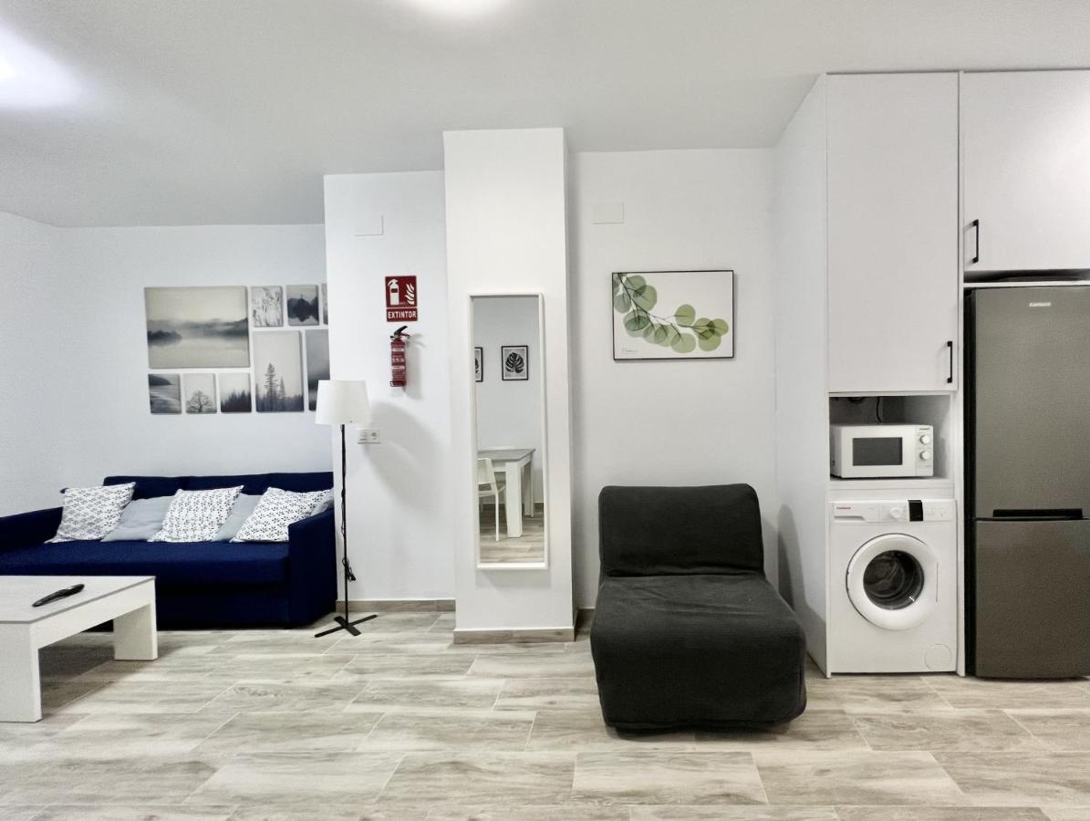Los Tilos Suites-Vialia Малага Екстериор снимка
