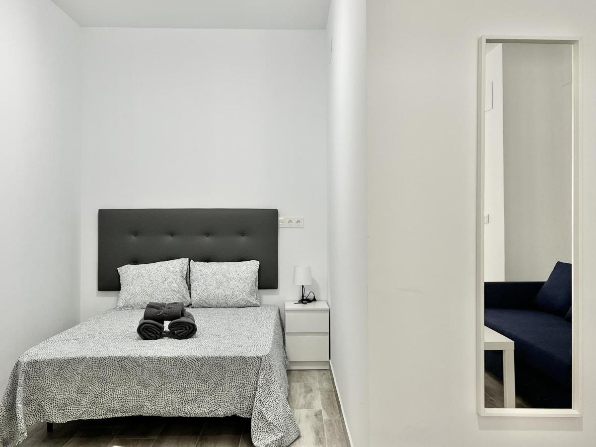 Los Tilos Suites-Vialia Малага Екстериор снимка